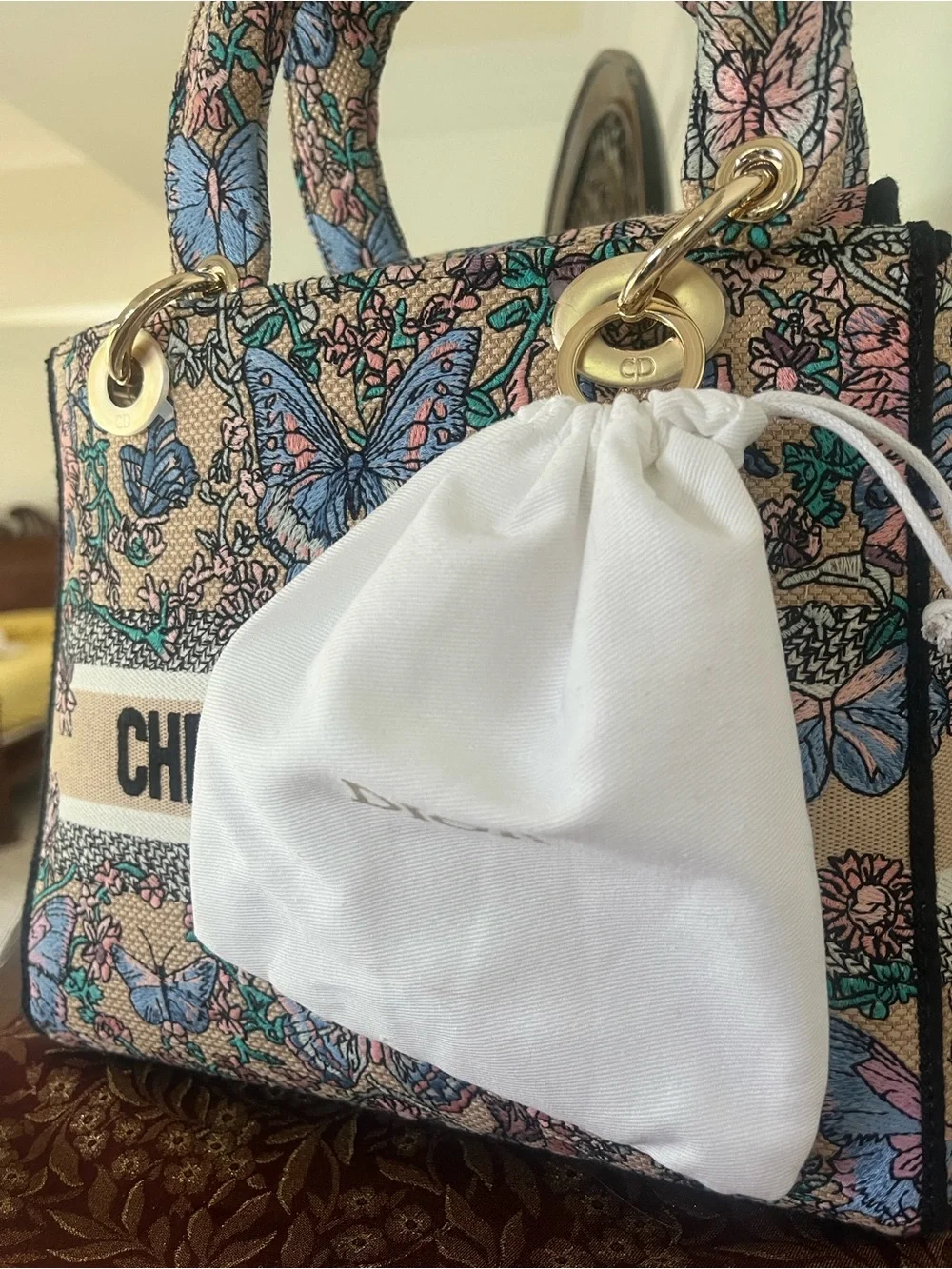Floral Embroidered Tote Bag - Multicolor